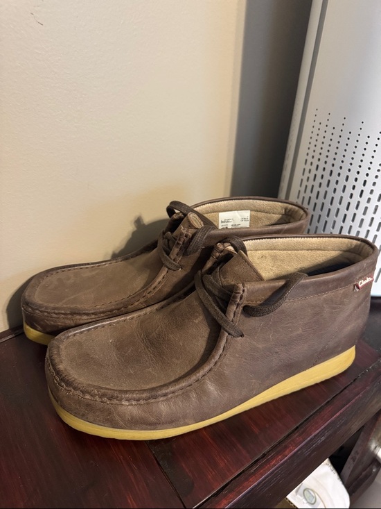 Clarks Other - Clarks Originals Wallabee Boots Brown Leather Crepe Sole  Men’s Size 10.5